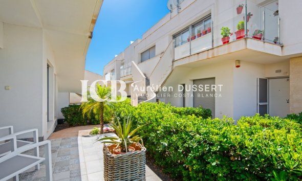 Resale - Apartment / flat -
Vistabella - Vistabella golf