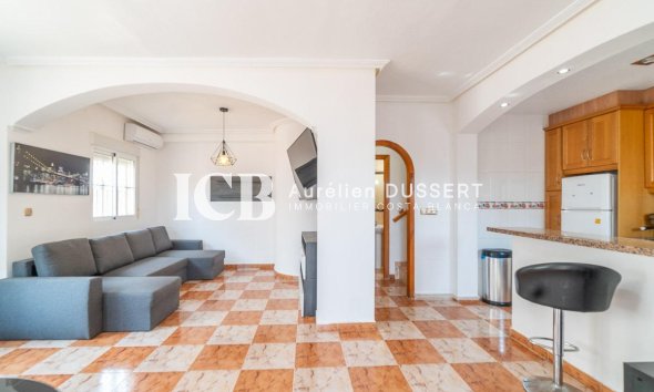 Resale - Villa -
Orihuela Costa - Los Dolses