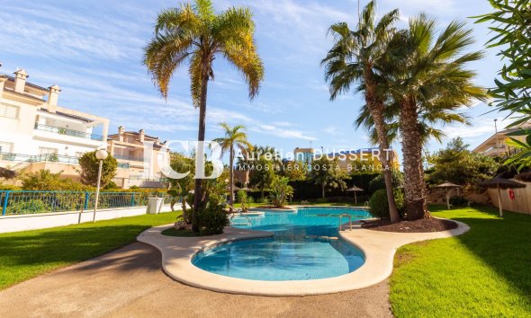 Resale - Apartment / flat -
Pilar de la Horadada - RioMar