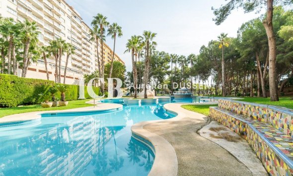 Revente - Appartement -
Orihuela Costa - Campoamor