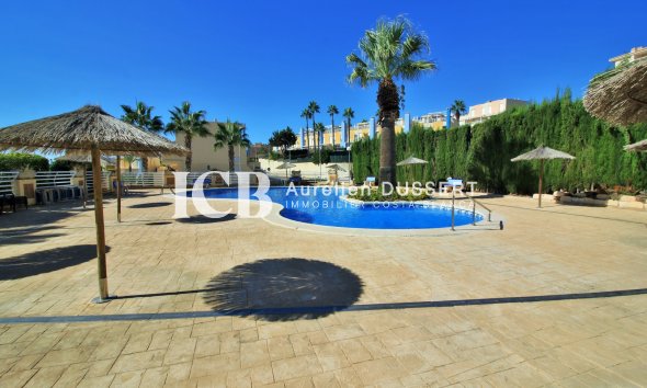 Revente - Appartement -
Orihuela Costa - Cabo Roig