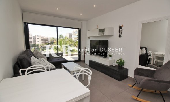 Resale - Apartment / flat -
Orihuela Costa - Villamartín