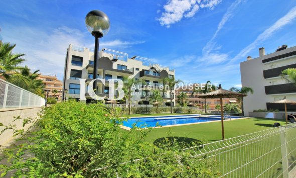 Resale - Apartment / flat -
Orihuela Costa - Villamartín