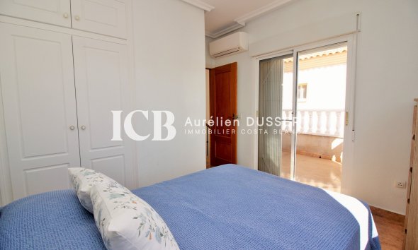 Reventa - Villa -
Orihuela Costa - Playa Flamenca