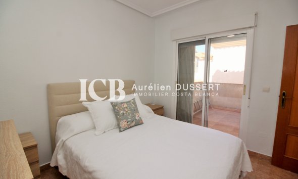 Reventa - Villa -
Orihuela Costa - Playa Flamenca