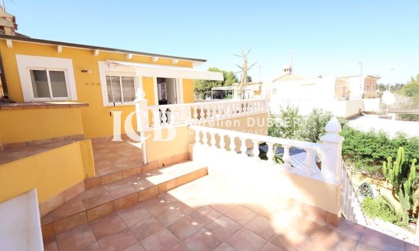 Resale - Townhouse -
Orihuela Costa - Lomas de Cabo Roig