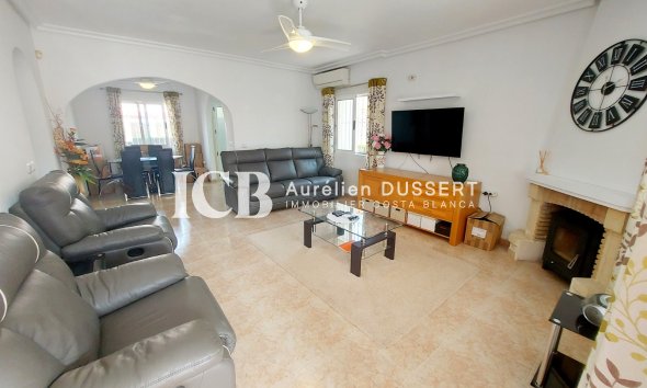 Resale - Villa -
Algorfa - Montemar