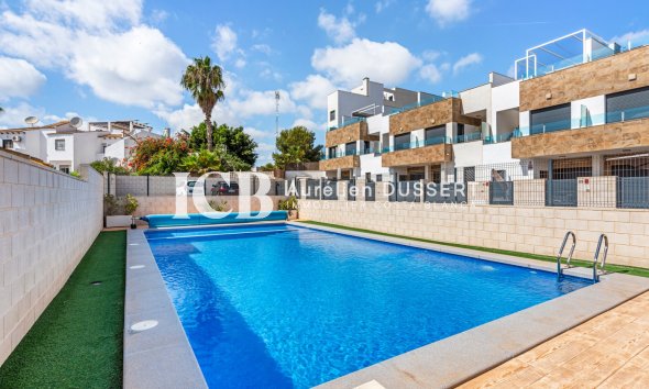 Resale - Townhouse -
Orihuela Costa - Villamartín