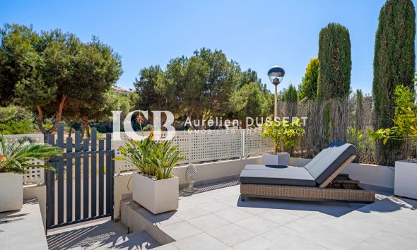 Reventa - Villa -
Orihuela Costa - La Zenia