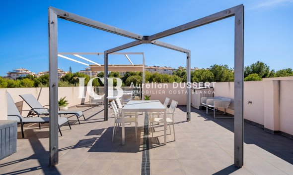 Reventa - Villa -
Orihuela Costa - La Zenia