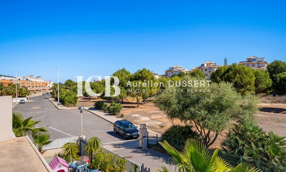 Reventa - Villa -
Orihuela Costa - La Zenia