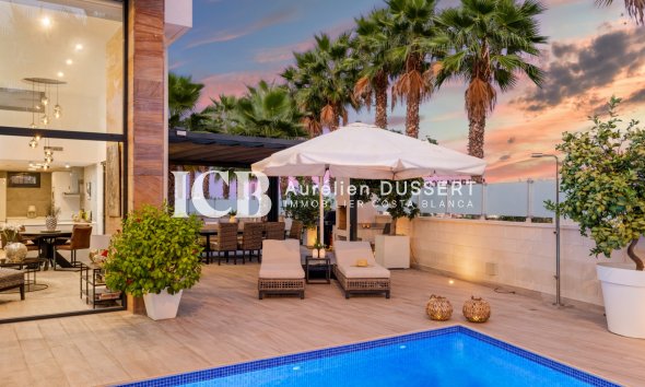 Resale - Villa -
Orihuela Costa - Lomas de Cabo Roig