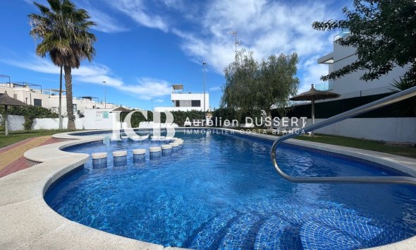 Resale - Townhouse -
Orihuela Costa - Villamartín