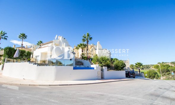 Resale - Villa -
Orihuela Costa - Las Ramblas Golf