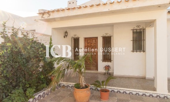 Revente - Villa -
Guardamar del Segura - Guardamar Playa