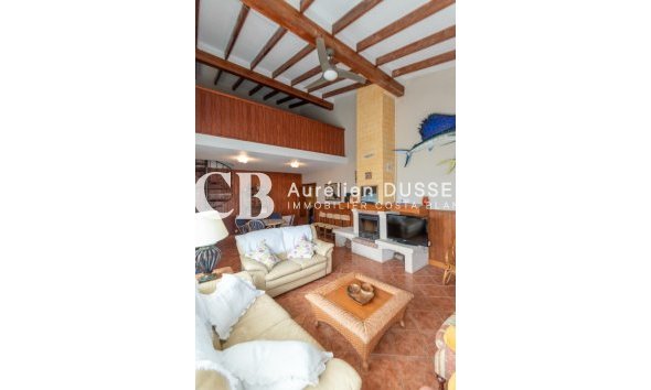 Resale - Villa -
Guardamar del Segura - Guardamar Playa