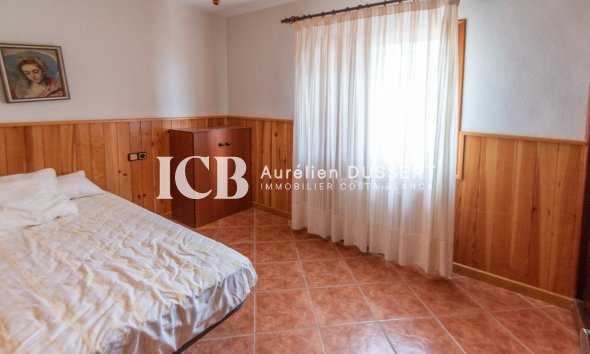 Resale - Villa -
Guardamar del Segura - Guardamar Playa