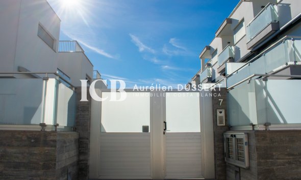 Resale - Townhouse -
Guardamar del Segura - Guardamar Playa