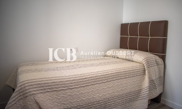 Revente - Appartement -
Guardamar del Segura - Guardamar Playa