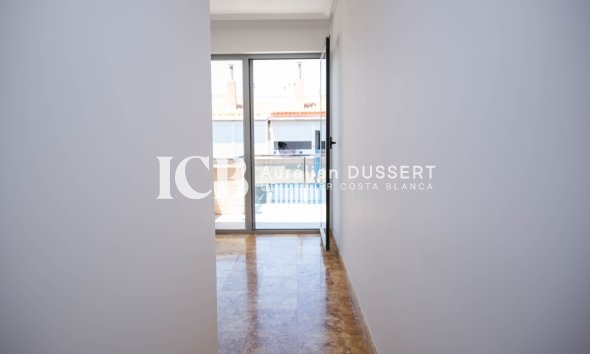 Resale - Apartment / flat -
Torrevieja - Playa del Cura