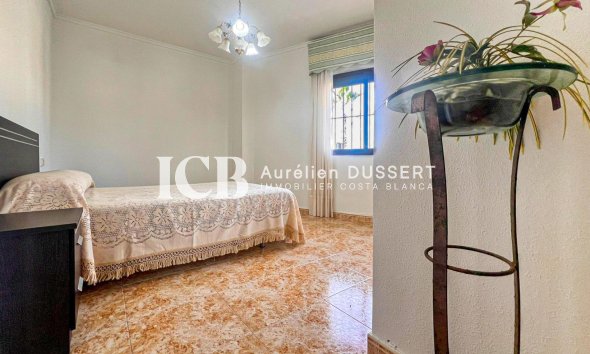 Reventa - Apartamento / piso -
San Miguel de Salinas - Pueblo