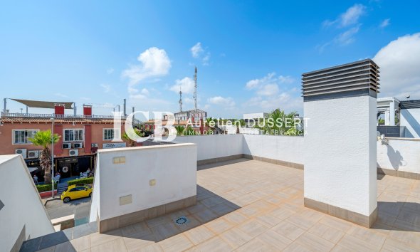 Resale - Townhouse -
Orihuela Costa - Lomas de Cabo Roig