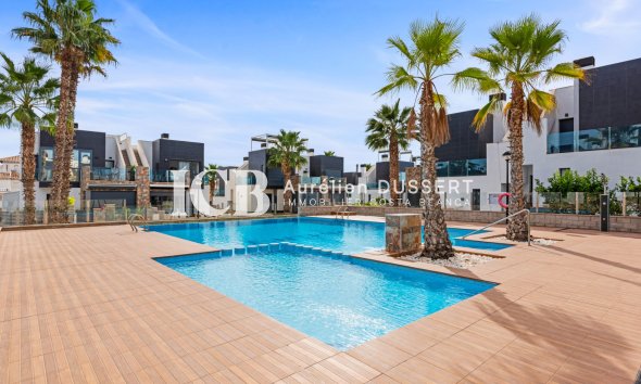 Reventa - Adosado -
Orihuela Costa - Lomas de Cabo Roig