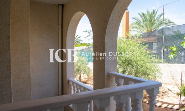 Reventa - Villa -
Orihuela Costa - Mil Palmeras