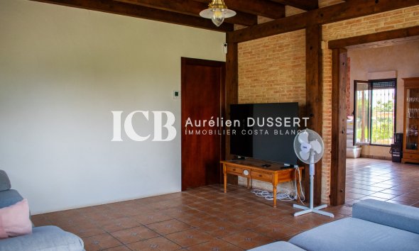 Reventa - Villa -
Dolores