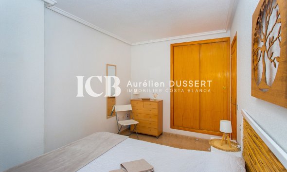 Revente - Appartement -
Torrevieja - Centro