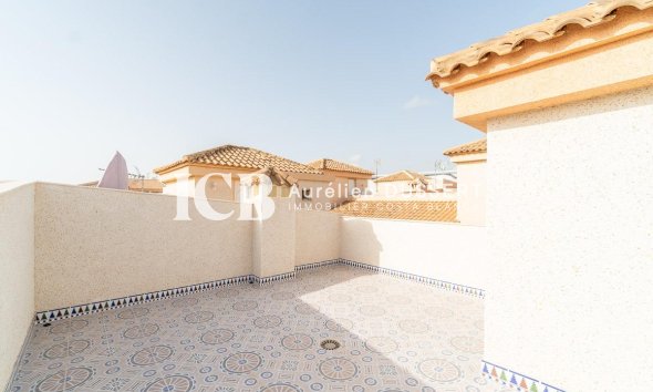 Revente - Maison mitoyenne -
Torrevieja - Los altos