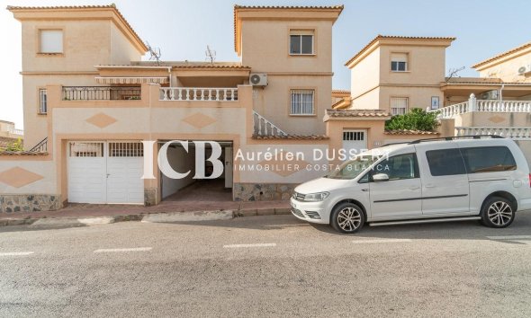 Revente - Maison mitoyenne -
Torrevieja - Los altos