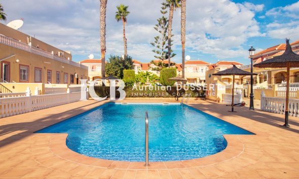 Resale - Townhouse -
Orihuela Costa - La Zenia