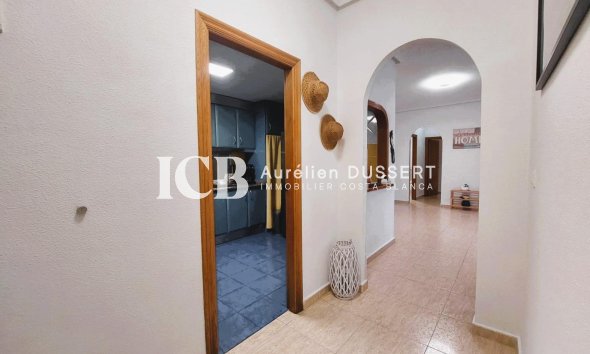 Resale - Apartment / flat -
Torrevieja - Playa de los Locos