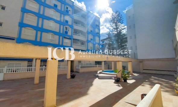 Resale - Apartment / flat -
Torrevieja - Playa de los Locos