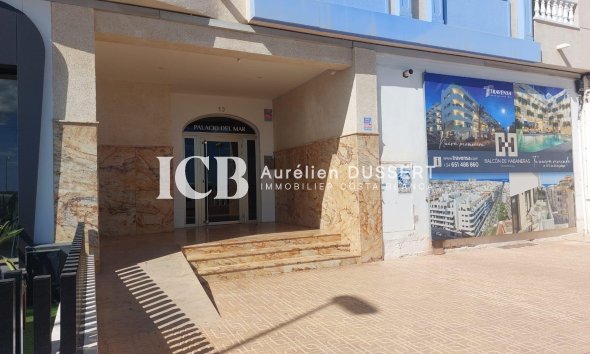 Resale - Apartment / flat -
Torrevieja - Playa de los Locos