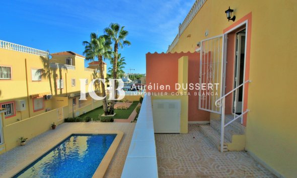 Resale - Townhouse -
Orihuela Costa - Villamartín