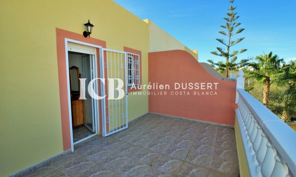 Resale - Townhouse -
Orihuela Costa - Villamartín