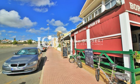 Resale - Townhouse -
Orihuela Costa - Villamartín