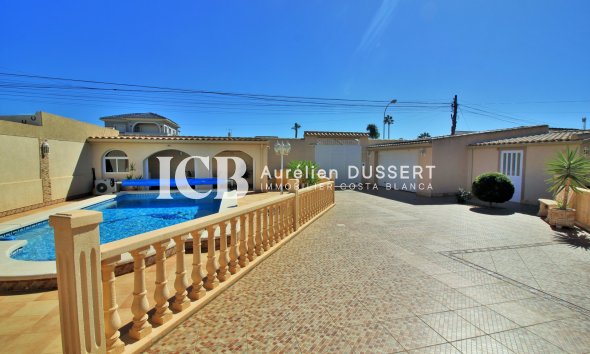 Revente - Villa -
Torrevieja - La siesta