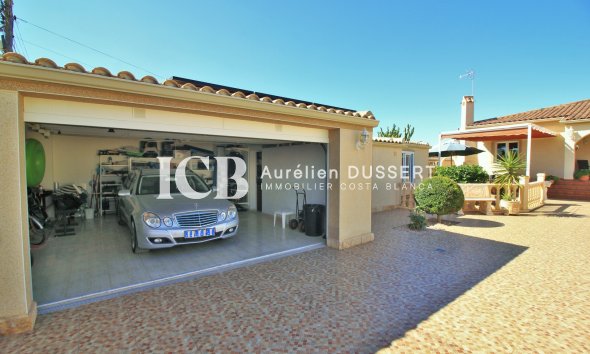 Resale - Villa -
Torrevieja - La siesta