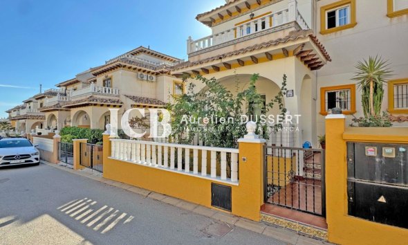 Resale - Townhouse -
Orihuela Costa - Lomas de Cabo Roig