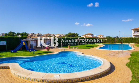 Resale - Townhouse -
Orihuela Costa - Montegolf