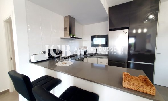 Resale - Apartment / flat -
Pilar de la Horadada