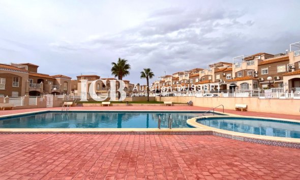 Revente - Maison mitoyenne -
Torrevieja - Torrelamata - La Mata