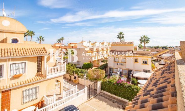 Resale - Townhouse -
Orihuela Costa - La Regia