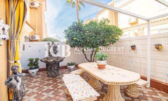 Resale - Townhouse -
Orihuela Costa - La Regia