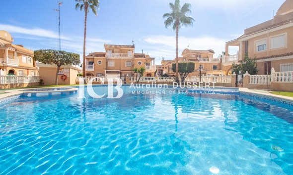 Resale - Townhouse -
Orihuela Costa - La Regia