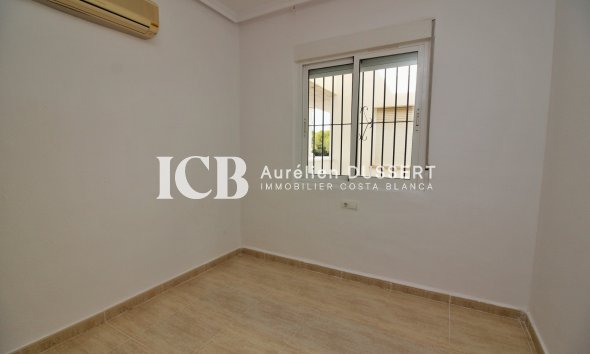 Revente - Appartement -
Orihuela Costa - Villamartín