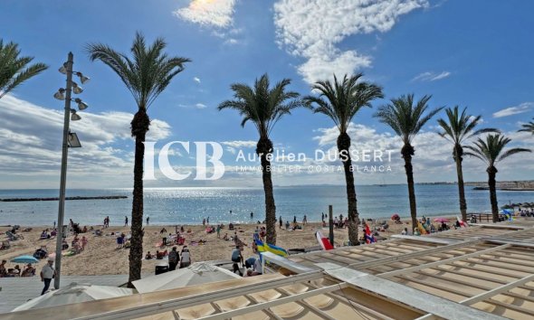 Resale - Apartment / flat -
Torrevieja - Playa del Cura